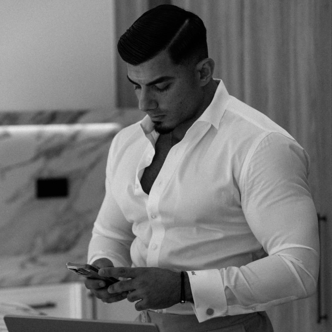 Huzaifa Mohamed — The Fit Broker